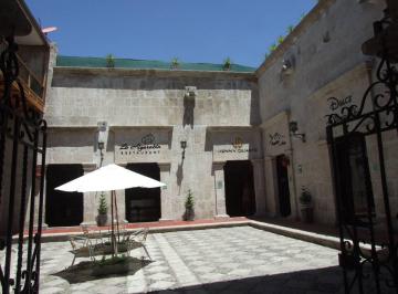 Local comercial de 2 habitaciones, Arequipa · Local Restaurante - Centro Histórico. Arequipa