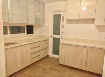 Departamento de 3 habitaciones, Lima · *san Isidro Vta. Ca. Los Fresnos Flat 3d 2c 3°pv/calle Ascensor y Balcón