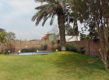 Terreno / Lote , Lima · La Molina, Venta Av Los Frutales, Casa C/terreno Bien Ubicada