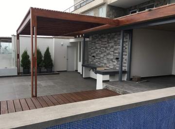 Departamento de 3 habitaciones, Lima · Venta de Dpto Triplex en Jr Los Centinelas 1xx, Casuarinas