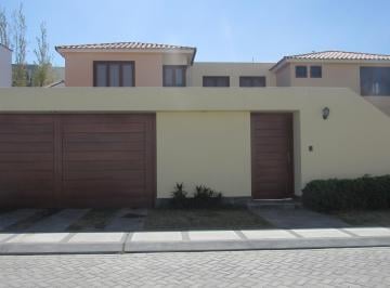 Casa de 4 habitaciones, Arequipa · Vendo Casa Exclusiva - Quinta "Siena" - Challapampa
