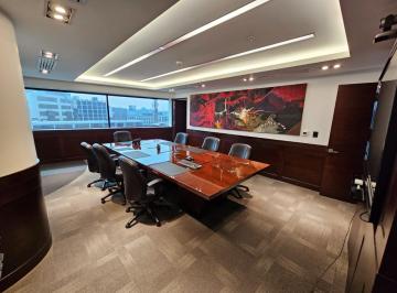 Oficina de 5 habitaciones, Lima · Oficina Prime Amoblada en Surco – Torre Omega Frente Al Jockey Plaza