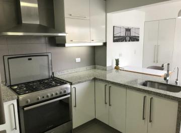 Departamento de 3 habitaciones, Lima · *miraflores Ca. Bolognesi Flat 3d y 1c. 3°p V/calle, Agradable y Conservado