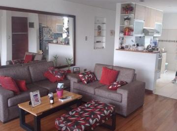 Departamento de 3 habitaciones, Lima · *surco Vta. Av C. del Inca Flat Remodelado 3d 2c 3°p Asc/directo V/calle