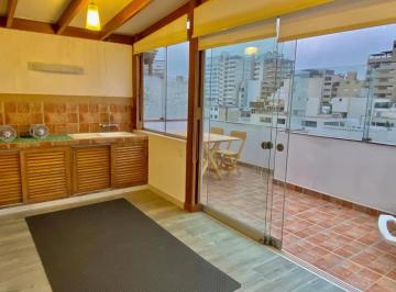 Departamento de 3 habitaciones, Lima · *miraflores Ca. Porta Triplex 3d 2c 4°p C/asc. Remodeladísimo, Hermosa Terraza