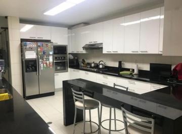 Departamento de 3 habitaciones, Lima · *san Isidro Ca. Los Laureles Flat 3d y 2c 2°p F/pque. Finos Acabados, Remodelado