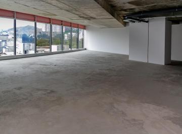 Oficina , Lima · Venta de Amplia Oficina en Gris de 193.08 m² con Vista Externa - Surco