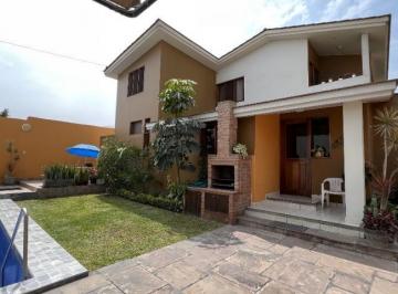 Casa de 4 habitaciones, Lima · Vta. La Molina Ca. Kontiki Casacondominio 4d 4c C/dpto. Indepen Piscina, Jardines