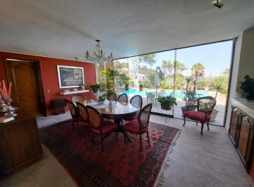 Casa de 3 habitaciones, Lima · Vta. Surco Ca. Las Laderas Casa 3d 5c S/estar Piscina Terraza Bbq P/mármol