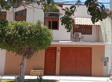 Casa de 5 habitaciones, Piura · Alquilo Casa 3 Pisos