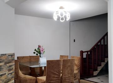 Casa de 3 habitaciones, Trujillo · Casa en Los Cocoteros Urb. El Golf
