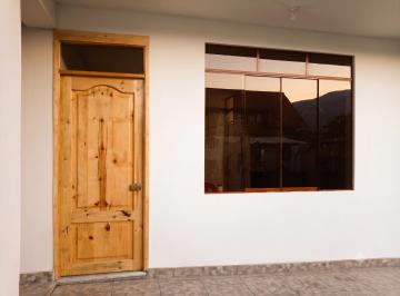 Departamento de 1 habitación, Oxapampa · Monoambiente 20 m² con Baño Propio - Miraflores, Oxapampa (5 Min de Plaza)