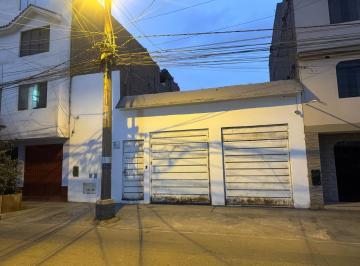Casa de 3 habitaciones, Callao · Se Vende Amplia Casa de 2 Pisos en Urb. Las Fresas – Callao