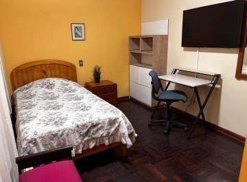 Habitación en Alquiler de 1 habitación Santiago de Surco · Linda Habitación en Higuereta