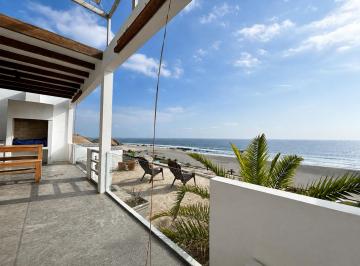 Casa de playa de 3 habitaciones, Cañete · Casa de Playa, Privacidad con Hermosas Vistas