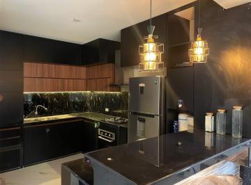 Casa de 2 habitaciones, Leoncio Prado · Casa Moderna en Venta – Castillo Grande, Tingo María