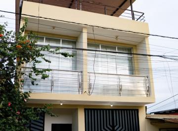 Casa de 5 habitaciones, San Martin · Venta de Cas Moderna con Piscina