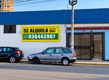 Local comercial , Callao · Alquiler Local Comercial 35 m² Frente Al Hospital Sabogal – Calle Colina