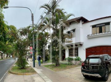 Casa de 4 habitaciones, Lima · Ocasión! Casa Como Terreno en Venta en Av Salaverry