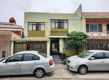 Terreno / Lote de 4 habitaciones, Callao · Casa (V. Parque) Bellavista/ San Jose