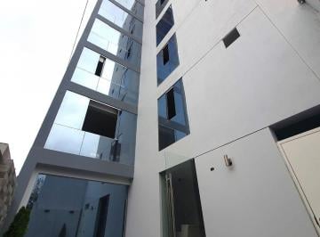 Oficina comercial de 1 habitación, Arequipa · Oficina en Semi Estreno a un Paso de Av Ejèrcito en Alquiler