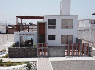 Vista frontal · Venta de Casa de Playa en Cerro Azul
