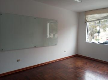 Oficina comercial , Lima · Pueblo Libre Edificio de Oficinas Frente a Parque, 28 m² en 3er Piso S/990