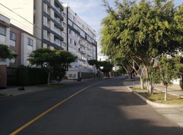 Terreno / Lote , Lima · Atractivo Terreno Rdm con Proyecto! Ricardo Angulo/ 7 Pisos