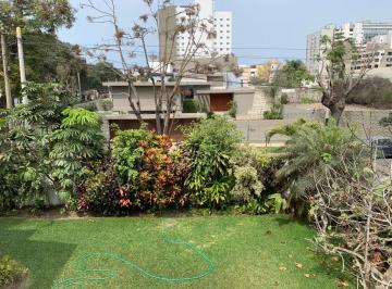 Casa de 4 habitaciones, Lima · Terreno en Venta Esquina de 718 m² en Venta Rdm 8 Pisos en San Isidro