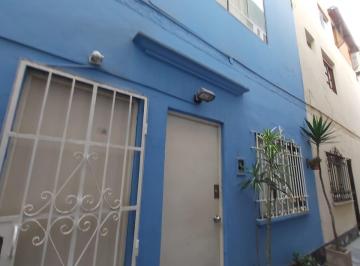 Fachada principal quinta · Casa en Quinta con Unidades Independientes en Alquiler