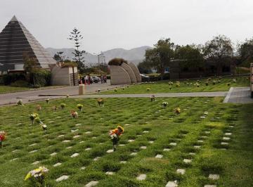 Terreno / Lote , Lima · Venta de Tumba Doble (Jardines de La Paz)