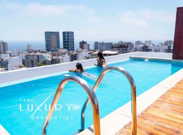Departamento de 3 habitaciones, Lima · Piscina Gymparrilla Bello Departamento Miraflores