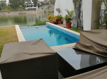 Casa de 3 habitaciones, Lima · La Molina La Laguna Linda Casa Semi Amoblada
