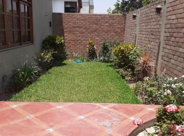 Casa de 4 habitaciones, Lima · Super Oferta Casa Tipo Campestre + Mini Depa Las Lomas de La Molina