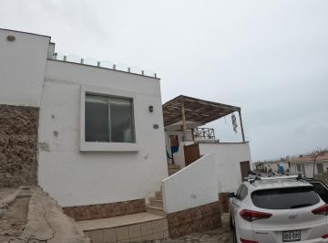 Casa de playa de 4 habitaciones, Cañete · Bajo de Precio: Casa de Playa + Terreno, con Vista Al Mar