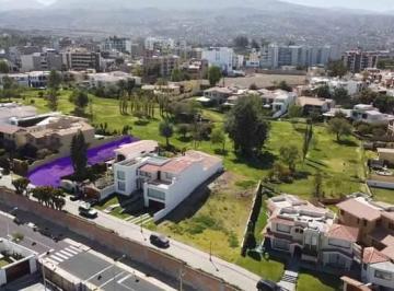 Terreno / Lote , Arequipa · En Venta Terreno en La Zona Mas Exclusiva de Arequipa