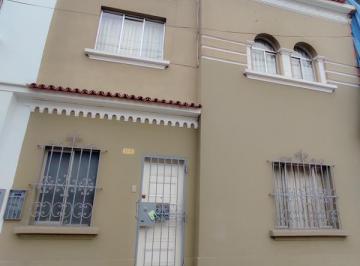 Casa de 4 habitaciones, Lima · Vendo Casa en El Distrito de Lince!