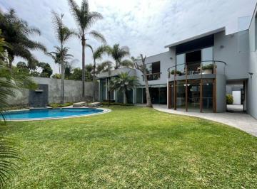 Casa de 3 habitaciones, Lima · Vendo Linda Casa Remodelada 539 m² Amplio Jardín, Piscina - Sol de La Molina