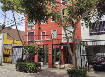 Fachada del Edificio · Alquilo Departamento en 1er Piso