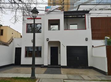 Casa de 8 habitaciones, Lima · ¡Amplia Casa con 8 Ambientes en San Isidro, a 2 Cuadras del Olivar!