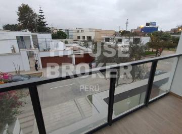 Departamento de 3 habitaciones, Lima · 3 Dorm. 138 m² Estreno a Us$2,000 por m² (Hasta con 2 Cocheras)