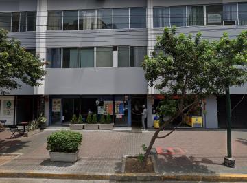 Oficina comercial de 2 habitaciones, Lima · Miraflores Oficina 2 Ambientes 1/2 Cuadra Av Benavides y Parque Kennedy 30 m²