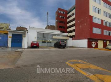 Local comercial , Lima · Local Grande de 440 m² en Los Olivos