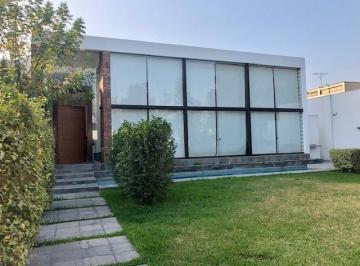 Casa de 4 habitaciones, Lima · Venta / Casa Puerta a Calle/ 4 Dorm./ Piscina y Jardin / Las Lagunas de La Molina