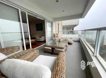 Departamento de 3 habitaciones, Lima · Elegante Penthouse Moderno con Vista Panorámica Al Golf Los Incas