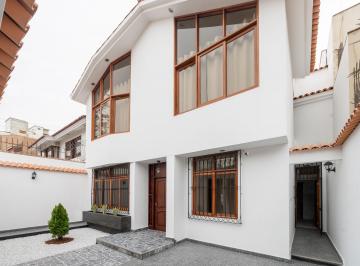 Casa de 4 habitaciones, Lima · Casa en Venta Surco $439.000