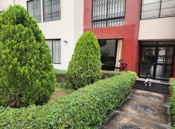 Departamento de 3 habitaciones, Lima · Vendo Dpto 1erpiso 3dorm 2baños 85 m² Surco, Incluye 1 Estac Techado