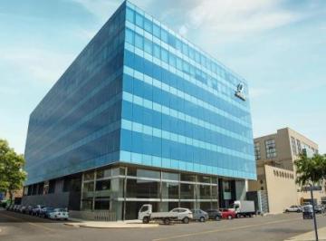 Oficina comercial , Lima · Oficina + Almacen Edificio Corporativo en Chorrillos