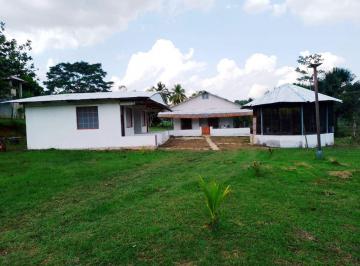 Terreno agrícola de 3 habitaciones, Maynas · Terreno Agrícola de m² en Venta en San Juan Bautista, con Casa de 2 Dorm. y 2 Bungalow