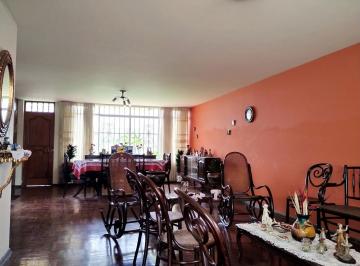 Casa · 245m² · 3 Dormitorios · 1 Estacionamiento · Surco Venta de Casa Ac 245 2 Pisos 3 Dorm Us$429,000 (Negociables)